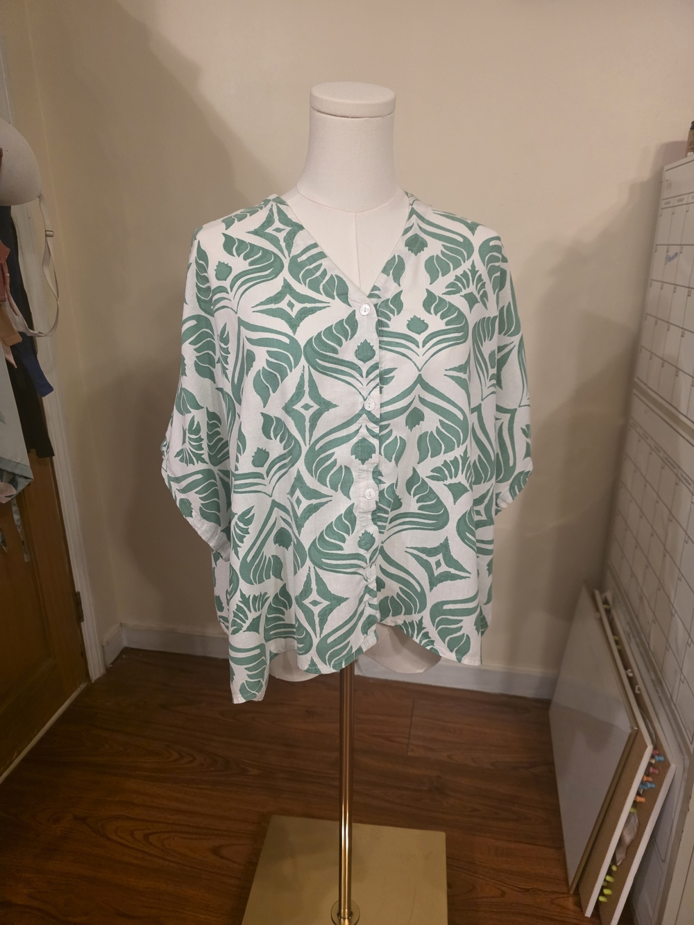 Christian Siriano Teal and White Printed Button-Down Top